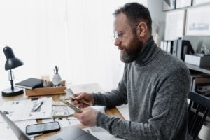 durée PEL : combien de temps garder son PEL ? Jusqu'à quand peut-on faire un versement à la banque ?