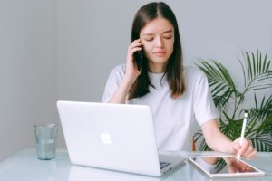 jeune emprunteur et assurance de prêt immobilier